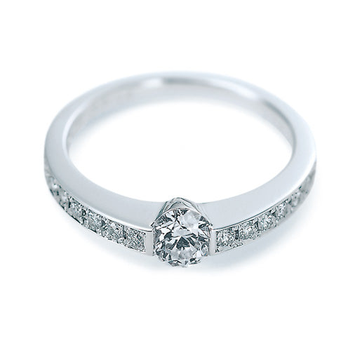 Nina Ricci エンゲージリングB090(Pt900・Diamond 0.15ct~)¥266,200~*