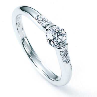Nina Ricci エンゲージリング B085(Pt900・Diamond 0.15ct~)
